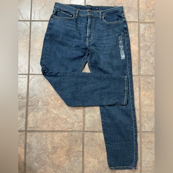 Lucky Brand Men’s Jeans - Picture 4 of 8